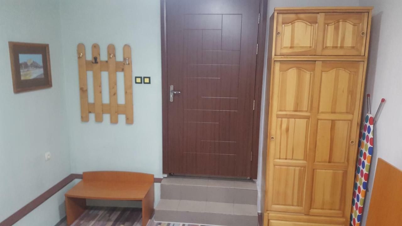 Modern And Old Base Apartment Sofia Ngoại thất bức ảnh